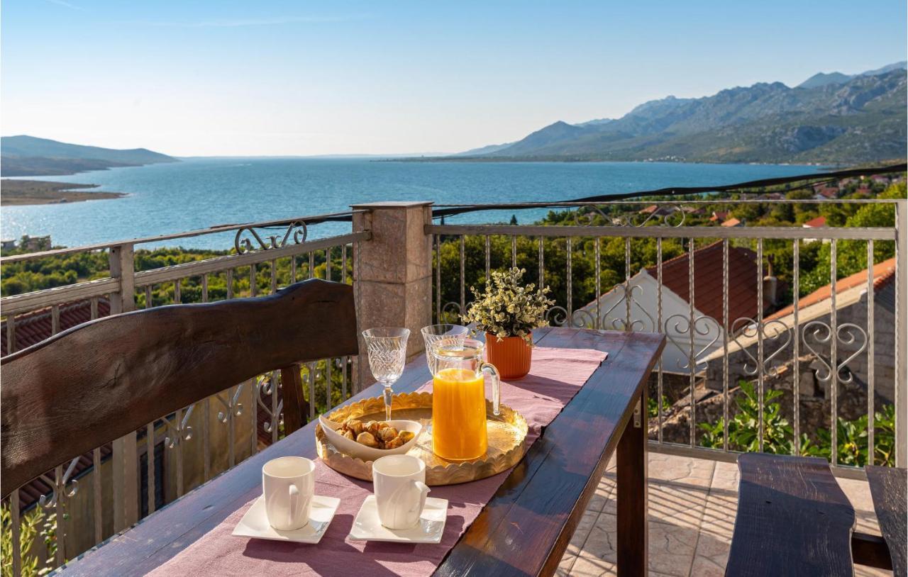 Beautiful Home In Rovanjska With Wifi Bagian luar foto