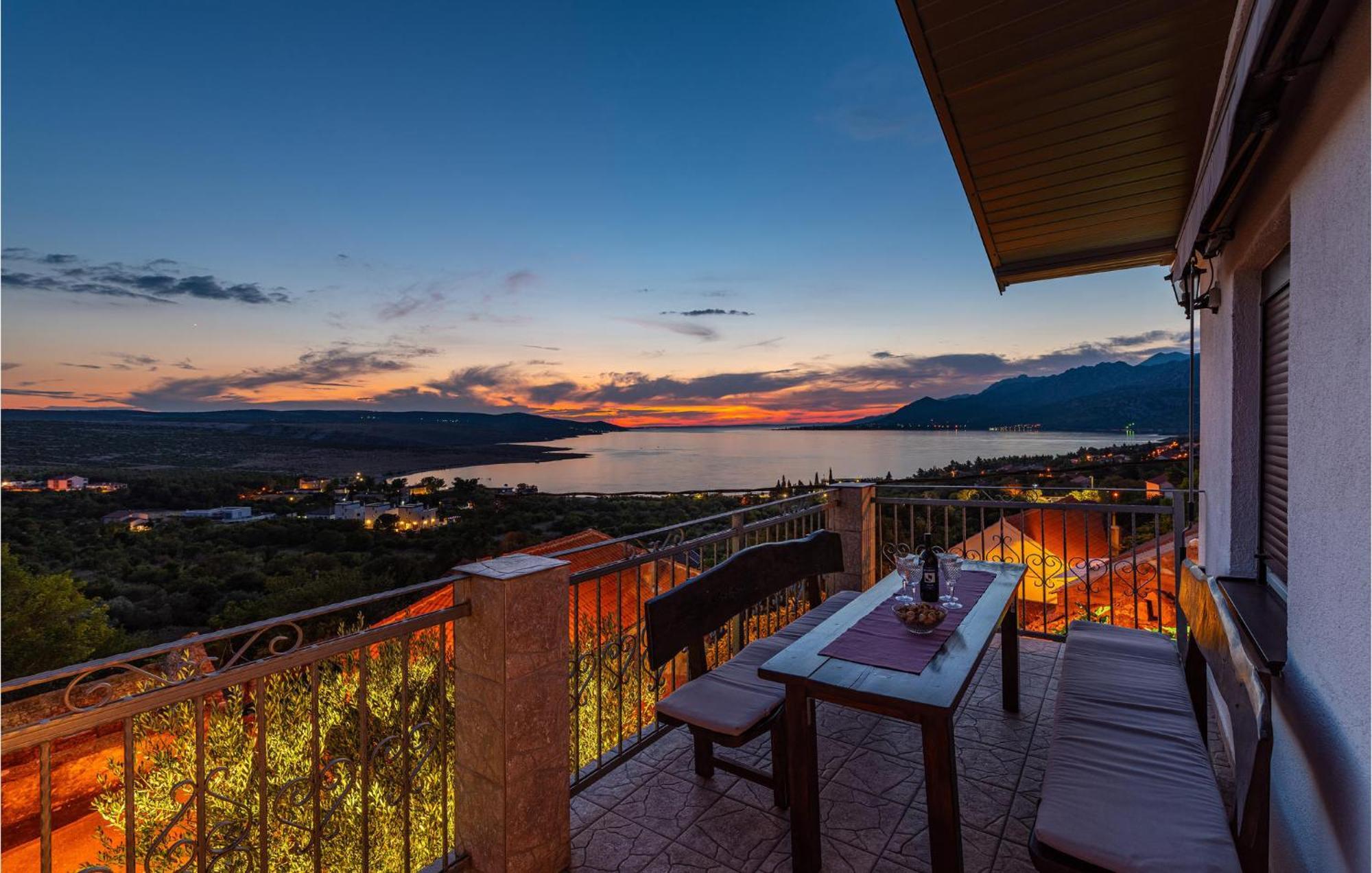 Beautiful Home In Rovanjska With Wifi Bagian luar foto